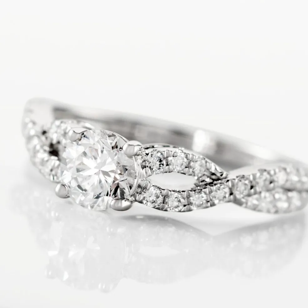 Bague Solitaire Or Blanc Nerida Diamants Synthétiques