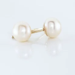 Boucles D'oreilles Puces Kesya Nacres Bouton Or Jaune Perle De Culture